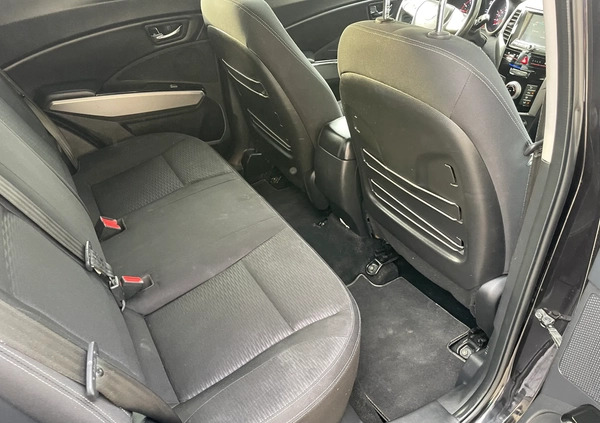 SsangYong Tivoli cena 37900 przebieg: 103000, rok produkcji 2015 z Lubaczów małe 277
